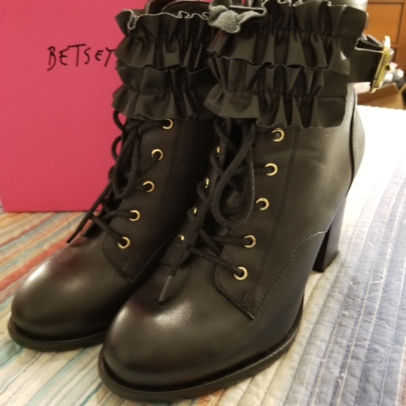 Betsey Johnson Shoes - Betsey Johnson boots Allexis Black Leather